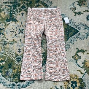 NEW $115 Nike Yoga Luxe women's size 2X Pants full length boot cut tight fit